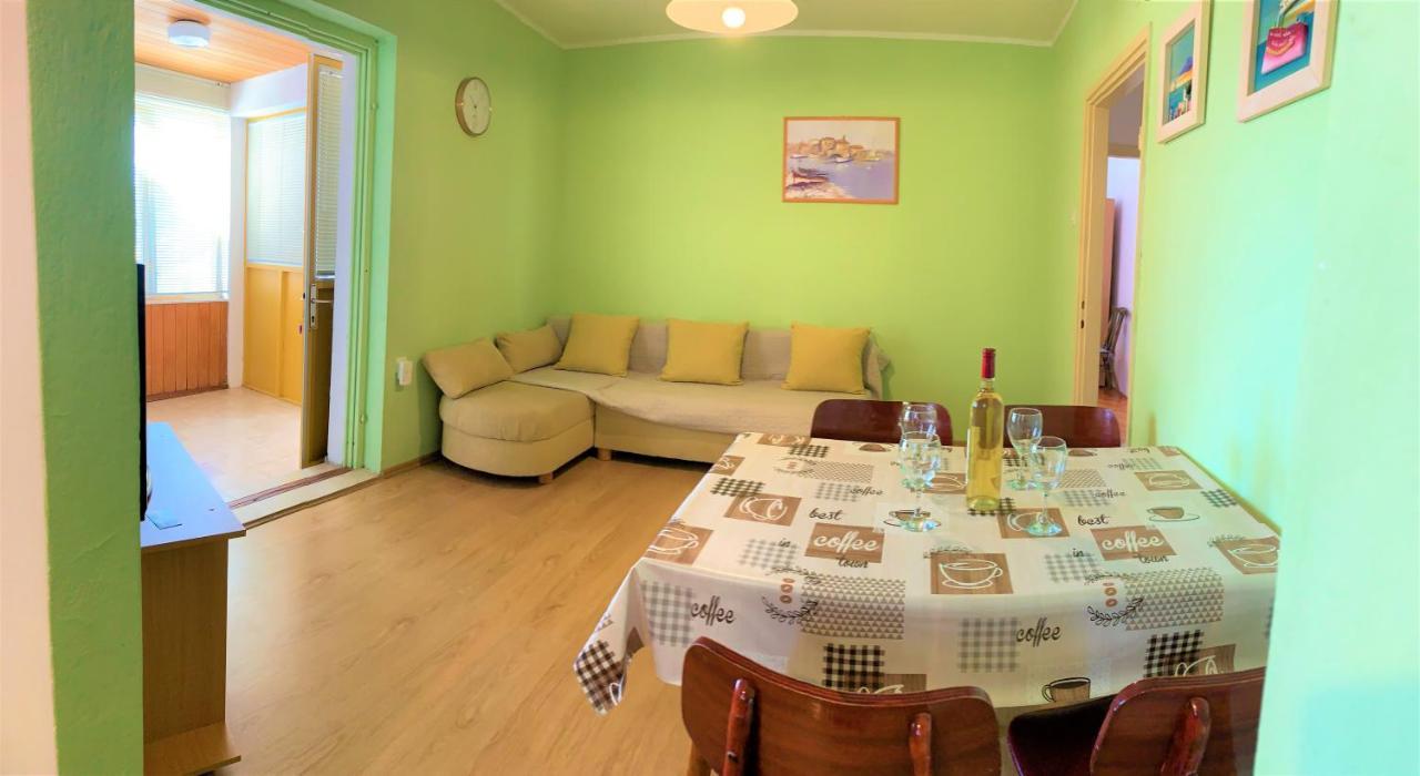 Roko Apartment House Primošten Exterior foto
